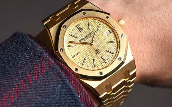 爱彼腕表表蒙子坏了解决办法详解(图) 爱彼腕表表蒙子坏了解决办法详解(图)