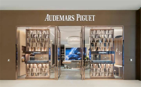 爱彼手表表蒙子坏了解决技巧汇总(图) 爱彼手表表蒙子坏了解决技巧汇总(图)