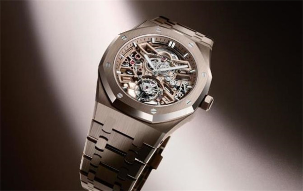 爱彼手表表壳破裂是啥原因(图) 爱彼手表表壳破裂是啥原因(图)