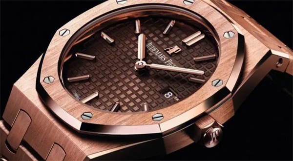 爱彼腕表走时不准解决方法是什么(图) 爱彼腕表走时不准解决方法是什么(图)